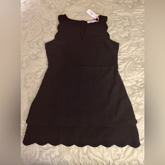 NWT Vineyard Vines Scalloped Ponte Dress in Jet Black Size 10 - Picture 2 of 7